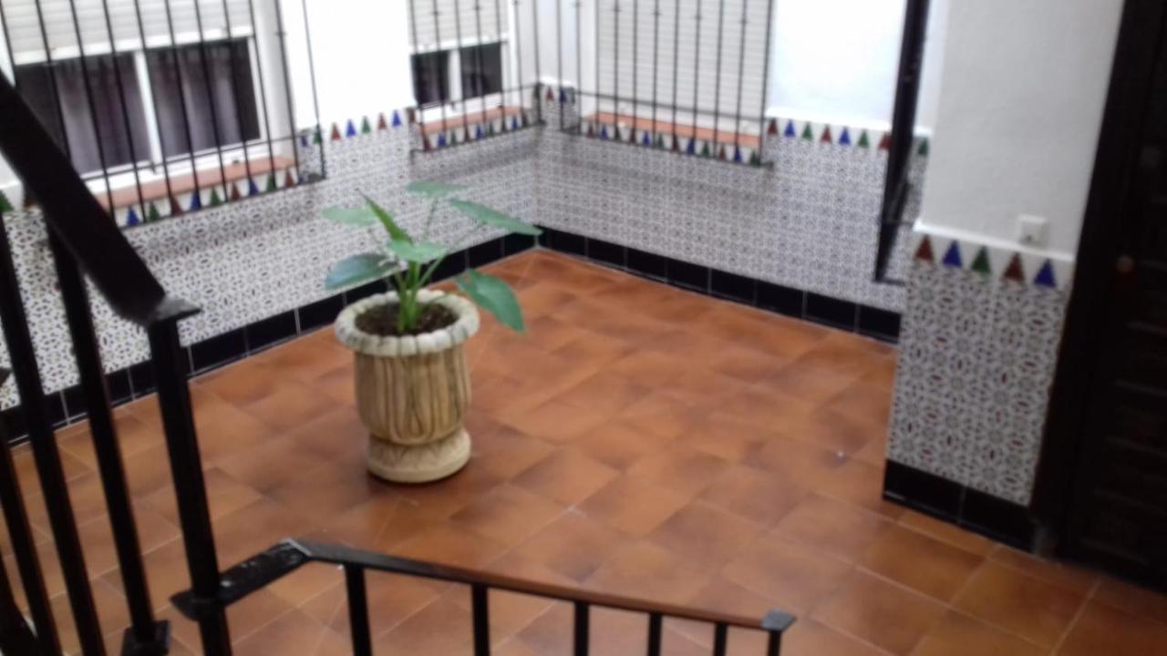 Patio Pompeyos Apartment Кордоба Екстериор снимка